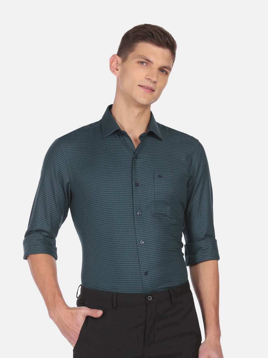 

Arrow Men Green Slim Fit Micro Checks Printed Cotton Shirt