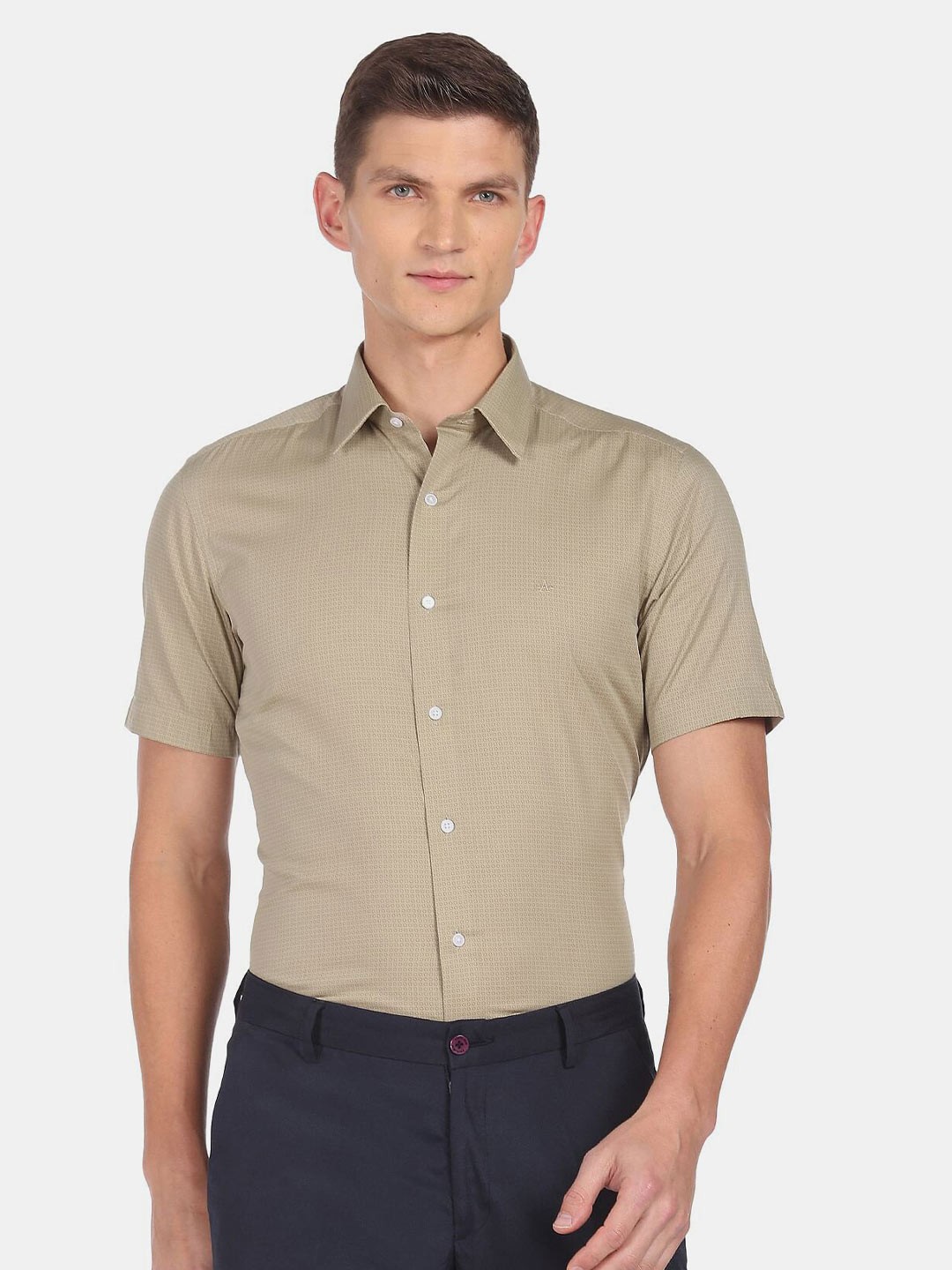 

Arrow Men Beige Formal Shirt