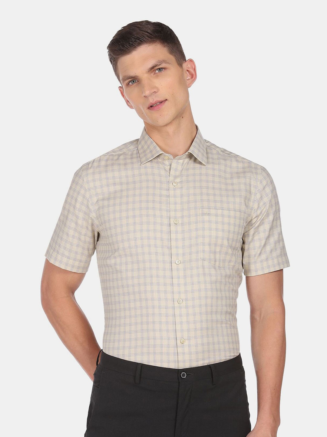 

Arrow Men Beige Checked Auto Press Cotton Formal Shirt