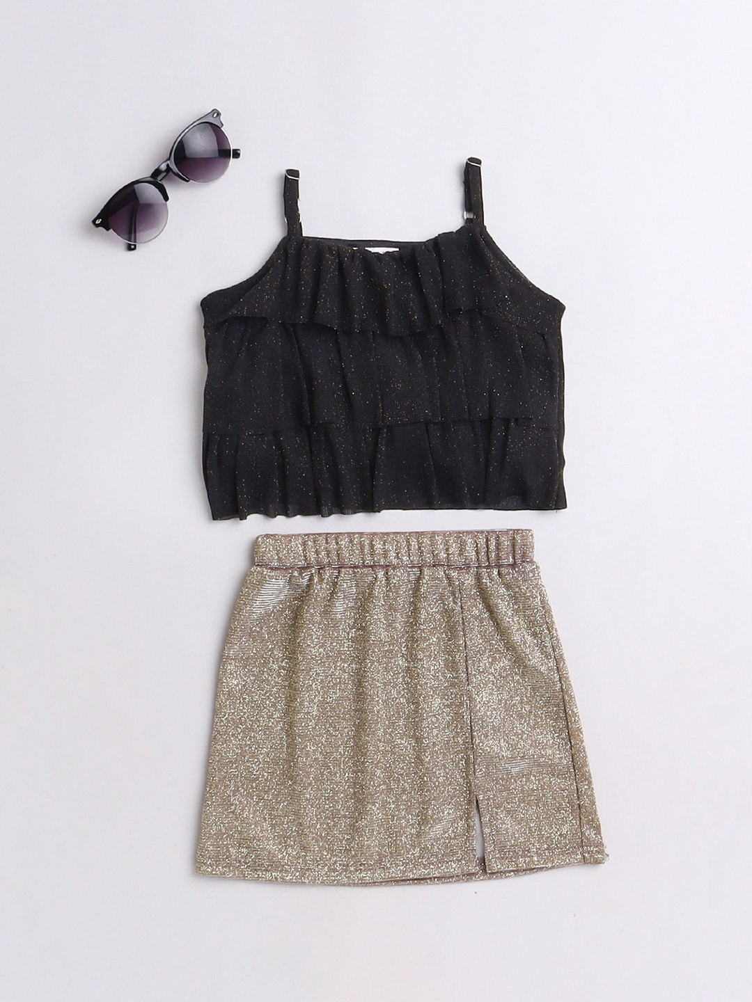 

taffykids Girls Black & Gold-Toned Top with Skirt