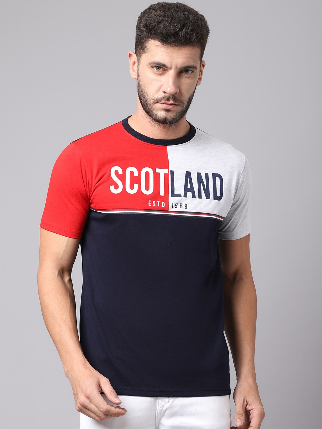 

Cantabil Men Red & Navy Blue Colourblocked T-shirt