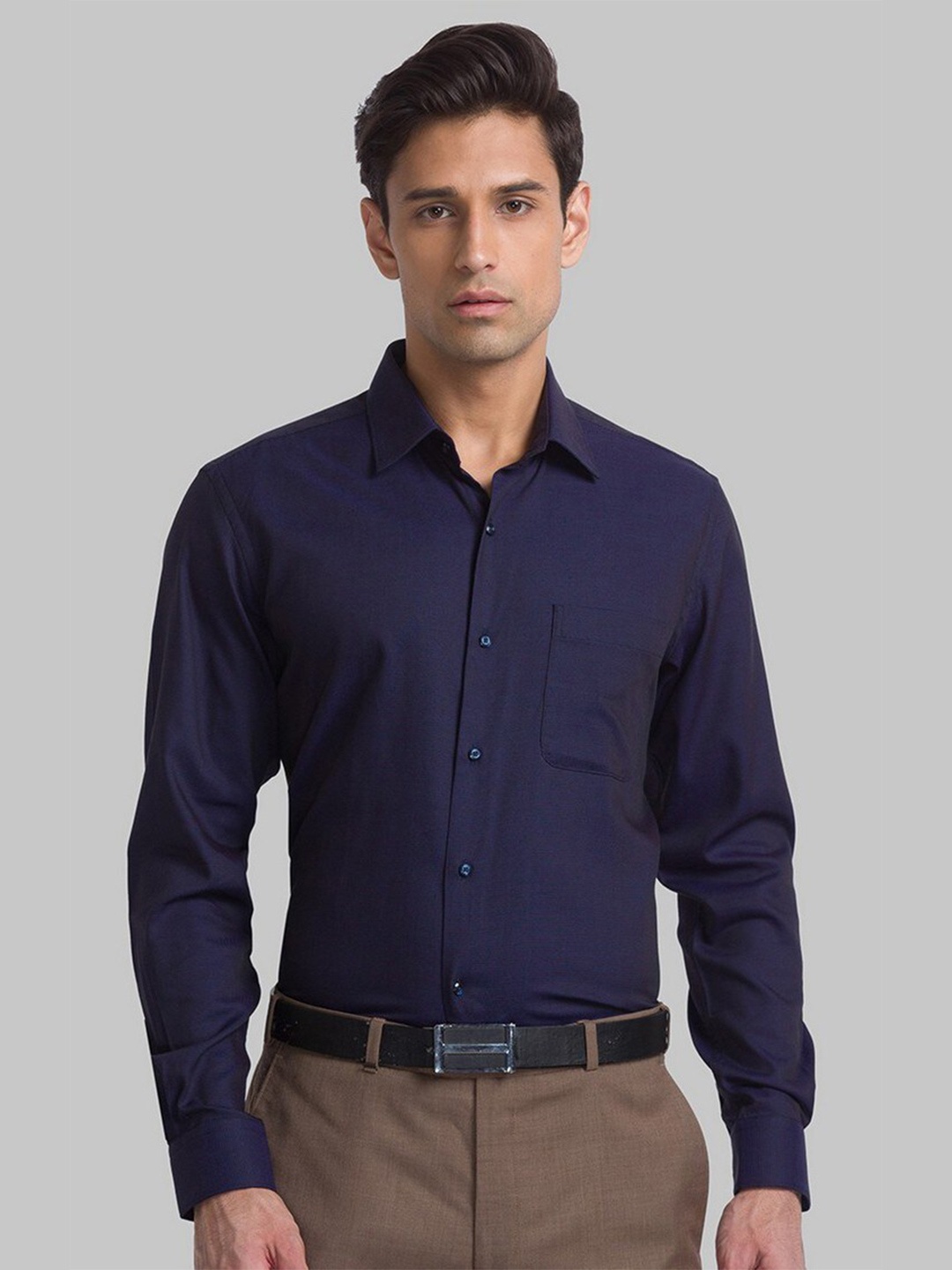 

Raymond Blue Structure Contemporary Fit Formal Shirts For Men