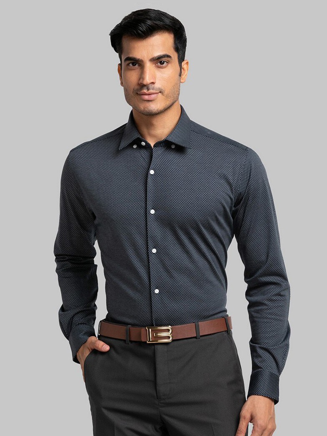 Raymond Men Blue Slim Fit Solid Pure Cotton Formal Shirt