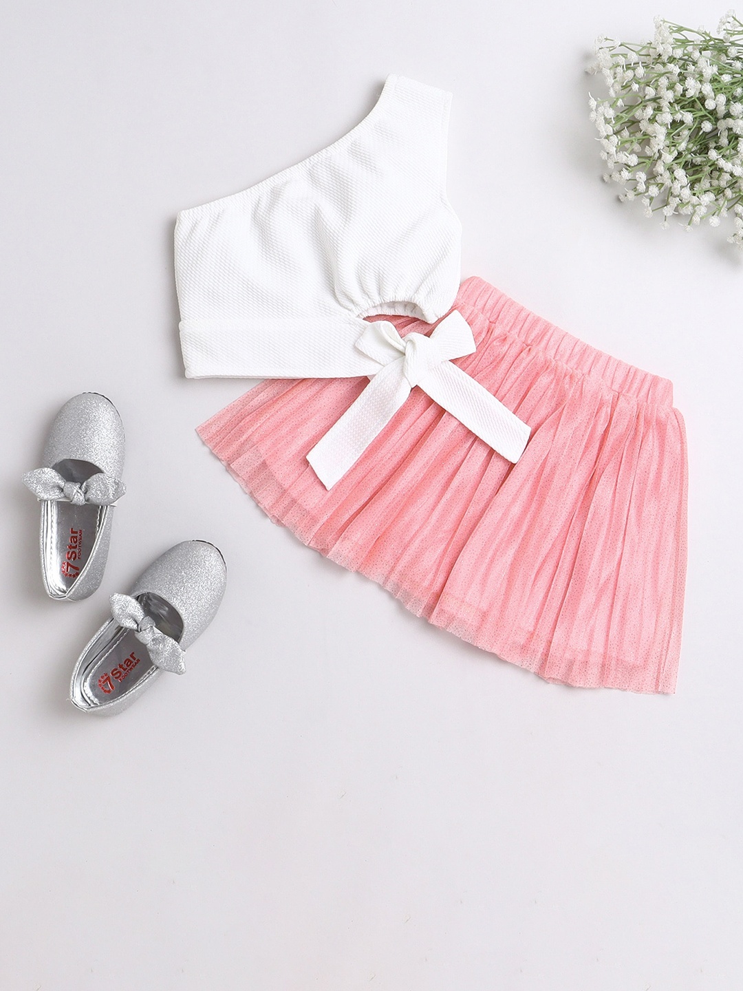 

taffykids Girls White & Pink Solid Crop Top With Skirt