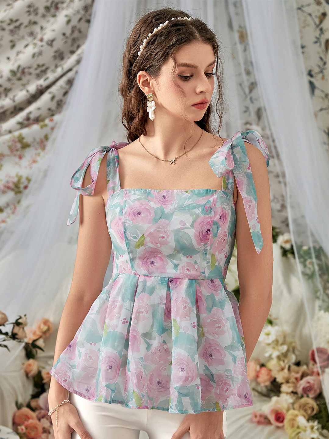 

URBANIC Green Floral Print Peplum Top