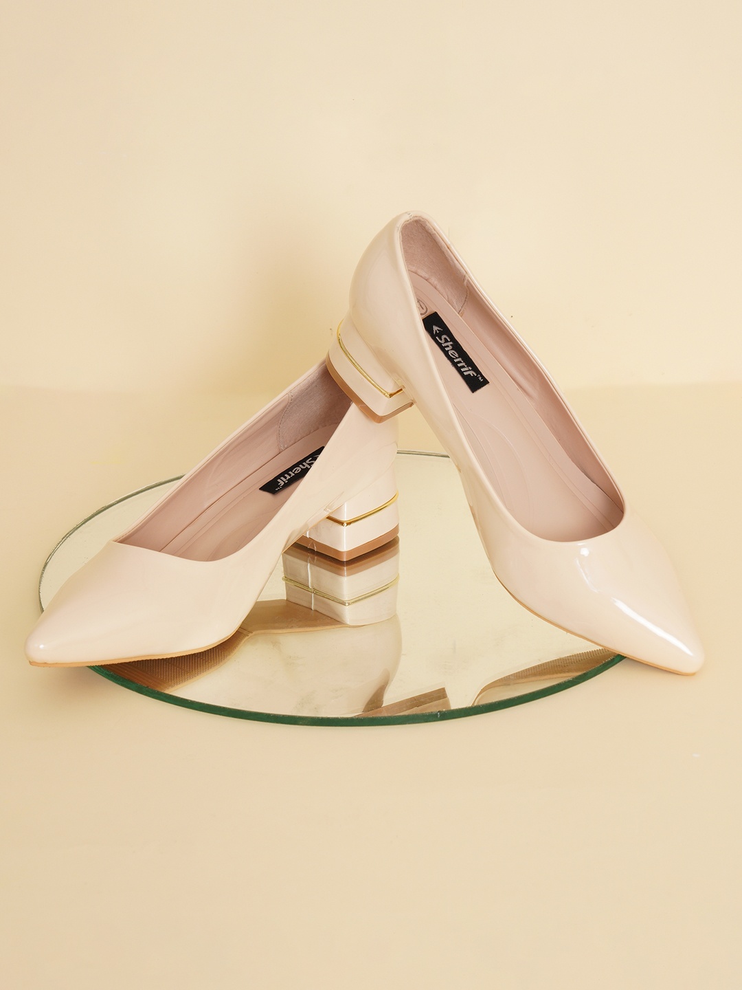 

Sherrif Shoes Cream-Coloured Party Block Pumps