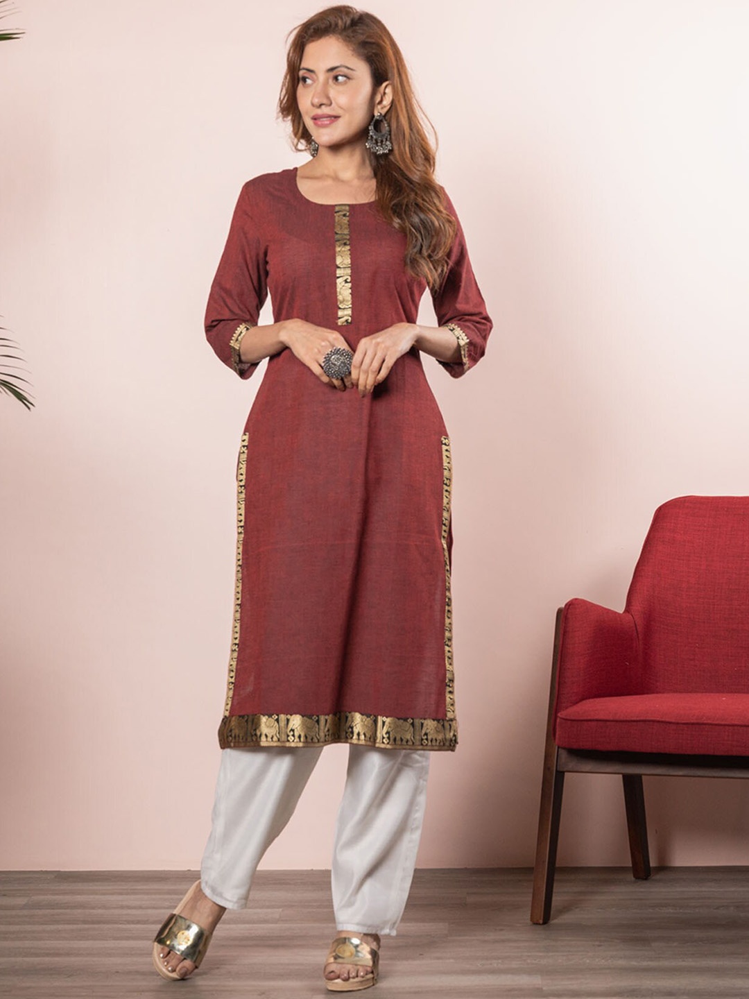 

BEATITUDE Women Maroon Cotton Straight Kurta