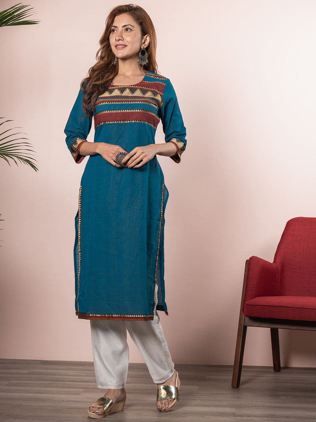 

BEATITUDE Women Blue Handloom Cotton Kurta