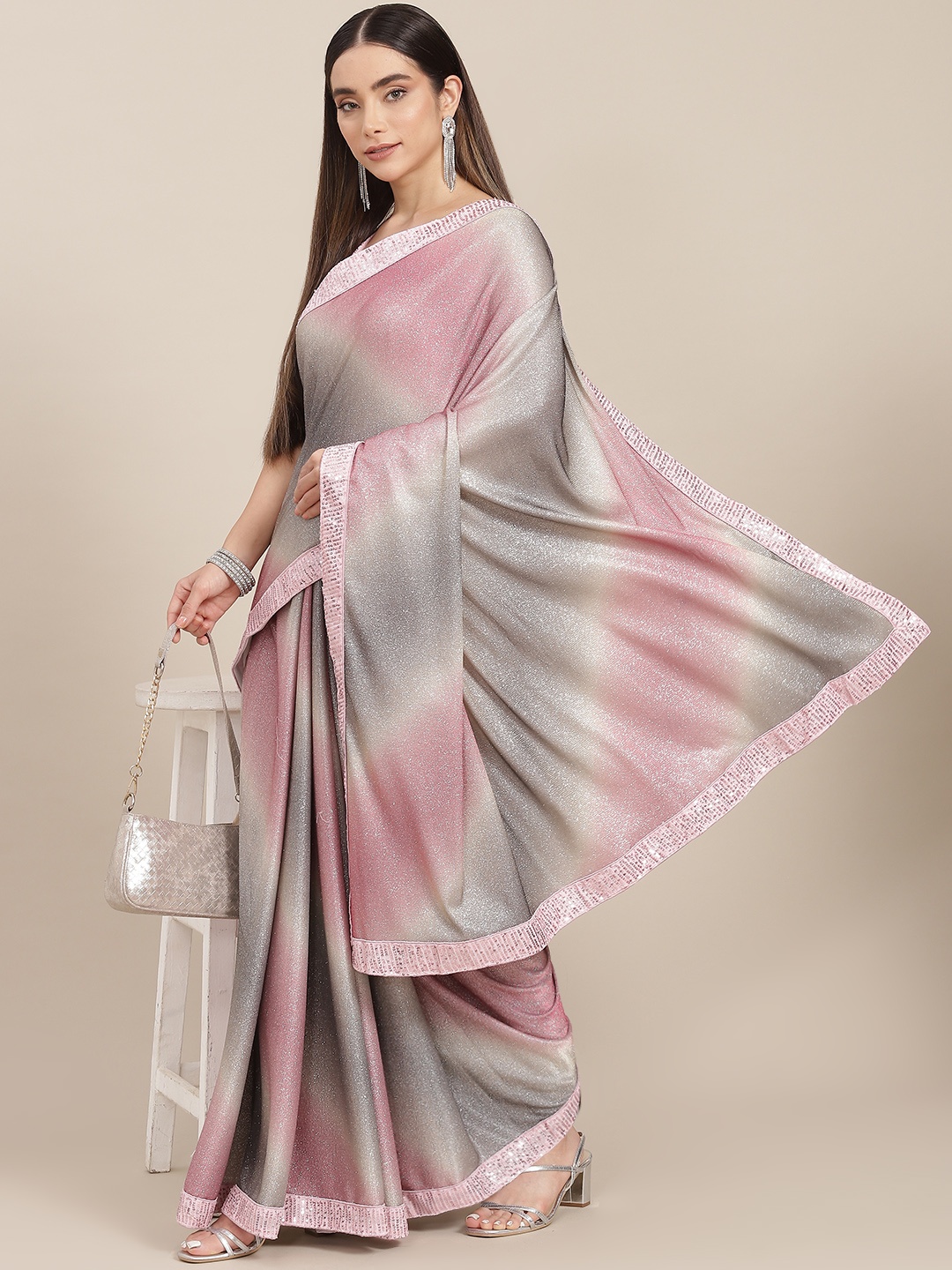 

SAARYA Woman Pink Embellished Net Saree