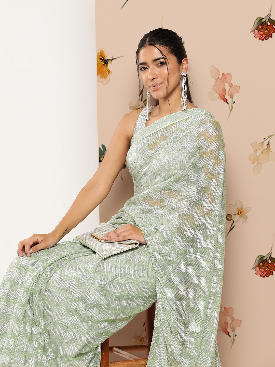 

SAARYA Green Woven Design Sequinned Saree