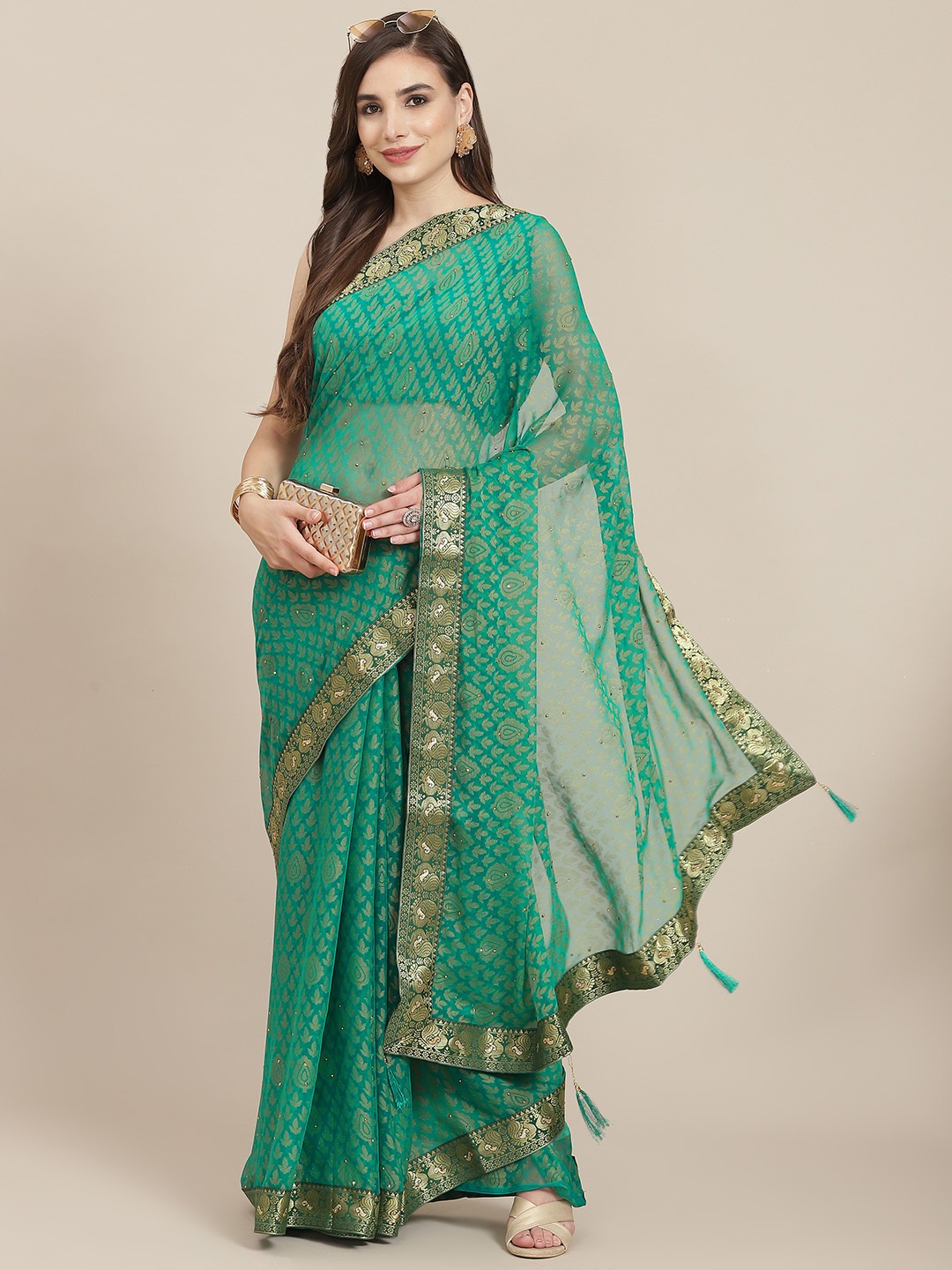 

SAARYA Green & Golden Ethnic Motifs Printed Saree with Blouse Piece with Blouse Piece