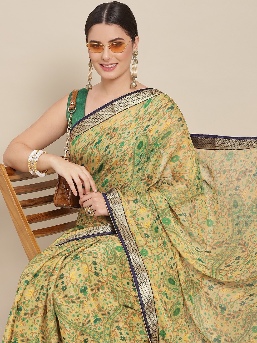 

SAARYA Green Ethnic Motifs Pure Chiffon Saree