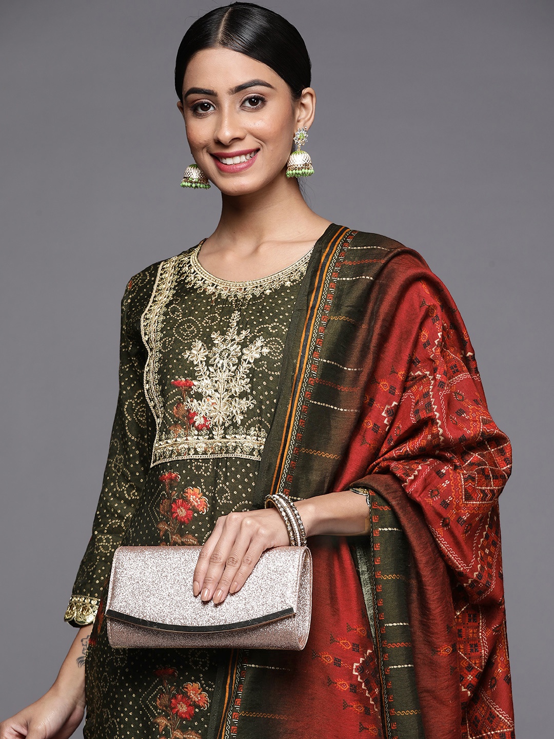 

Indo Era Women Green Floral Printed Liva Kurta with Palazzos & With Dupatta