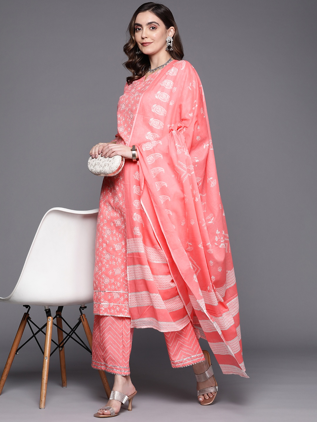 

Indo Era Women Pink Floral Printed Gotta Patti Kurta with Palazzos & With Dupatta