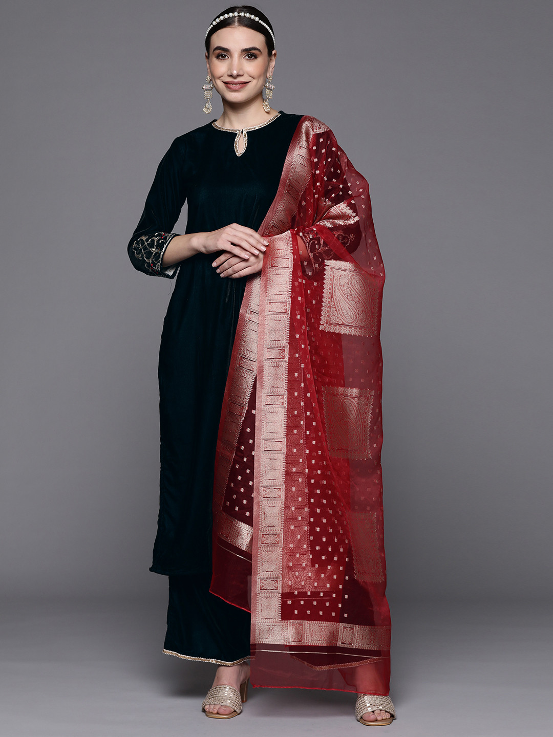 

Indo Era Women Ethnic Motifs Embroidered Sequinned Velvet Kurta Palazzos & Dupatta, Teal