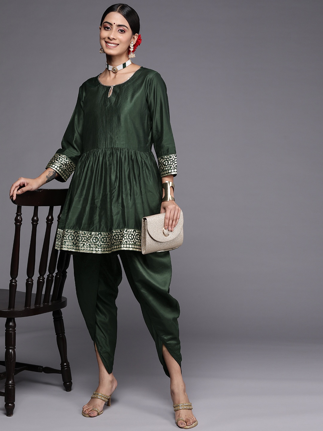 

Indo Era Women Green Empire Gotta Patti Liva Kurta with Dhoti Pants