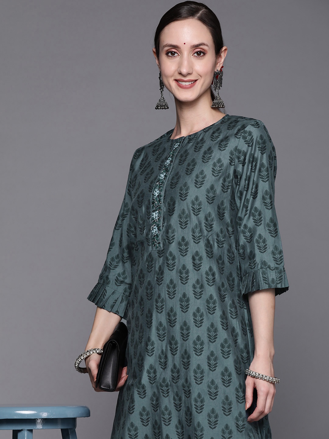 

Indo Era Women Green Ethnic Motifs Printed Chanderi Cotton Kurta with Trousers