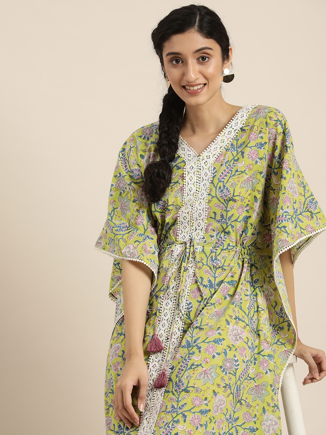 

Taavi Women Green & Blue Sanganeri Block Print Legacy Kaftaan Kurta