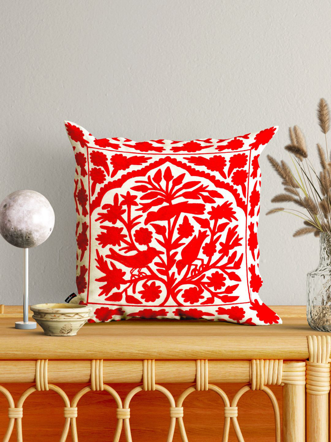 

SHADES of LIFE Red & White Set of 2 Floral Square Cushion Covers