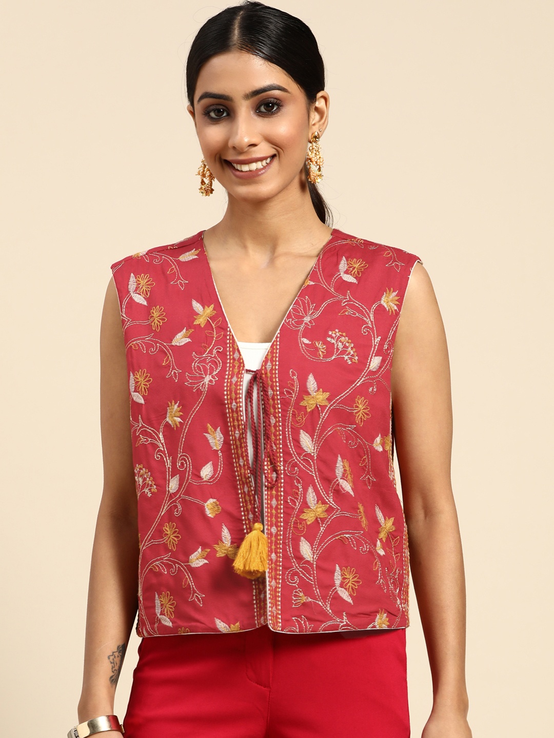 

Sangria Women Red Floral Tailored Jacket with Embroidered