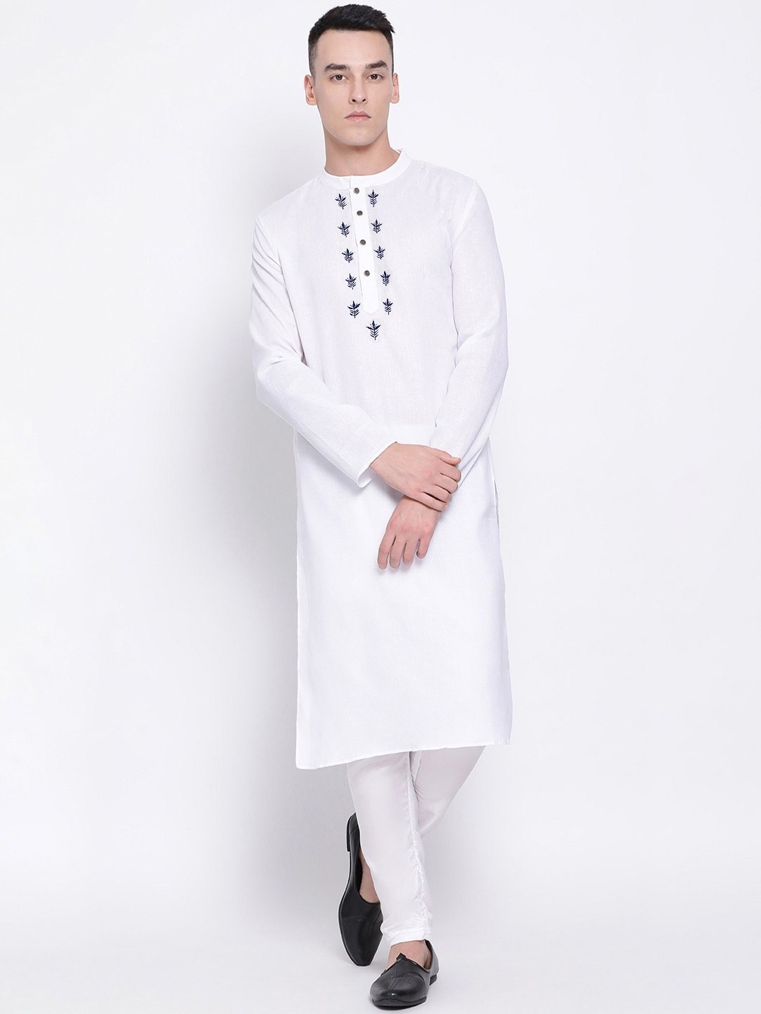 

DEVOILER Men White Yoke Design Mirror Work Kurta