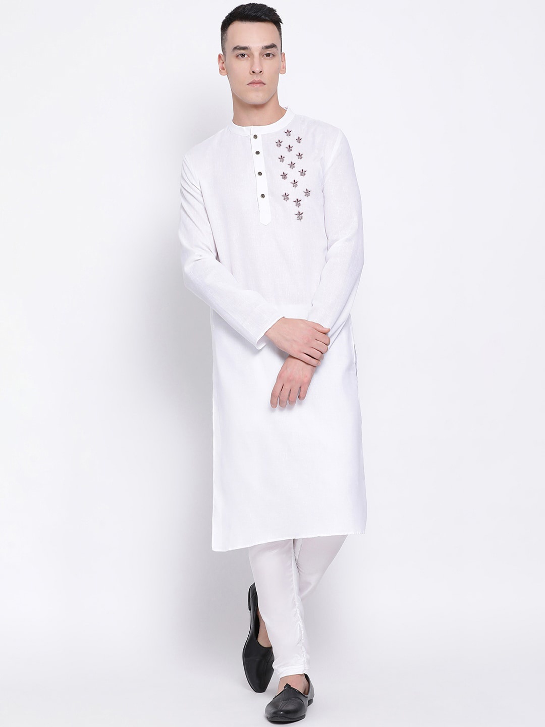 

DEVOILER Men White Yoke Design Thread Work Kurta