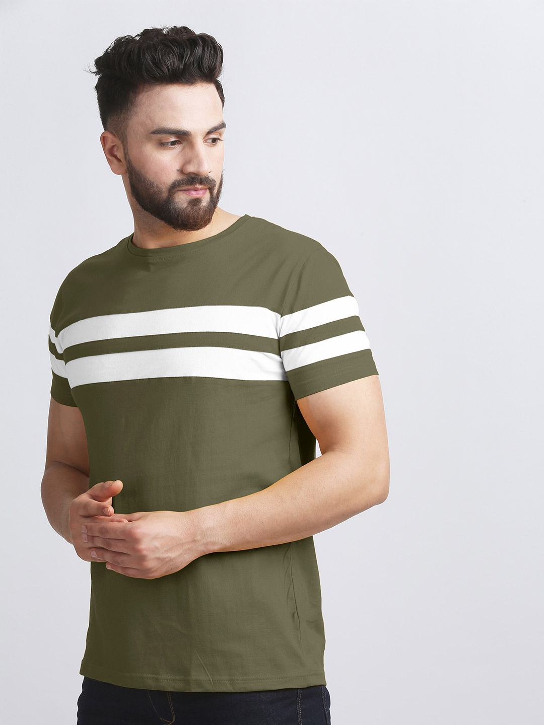 

AUSK Men Green Striped T-shirt