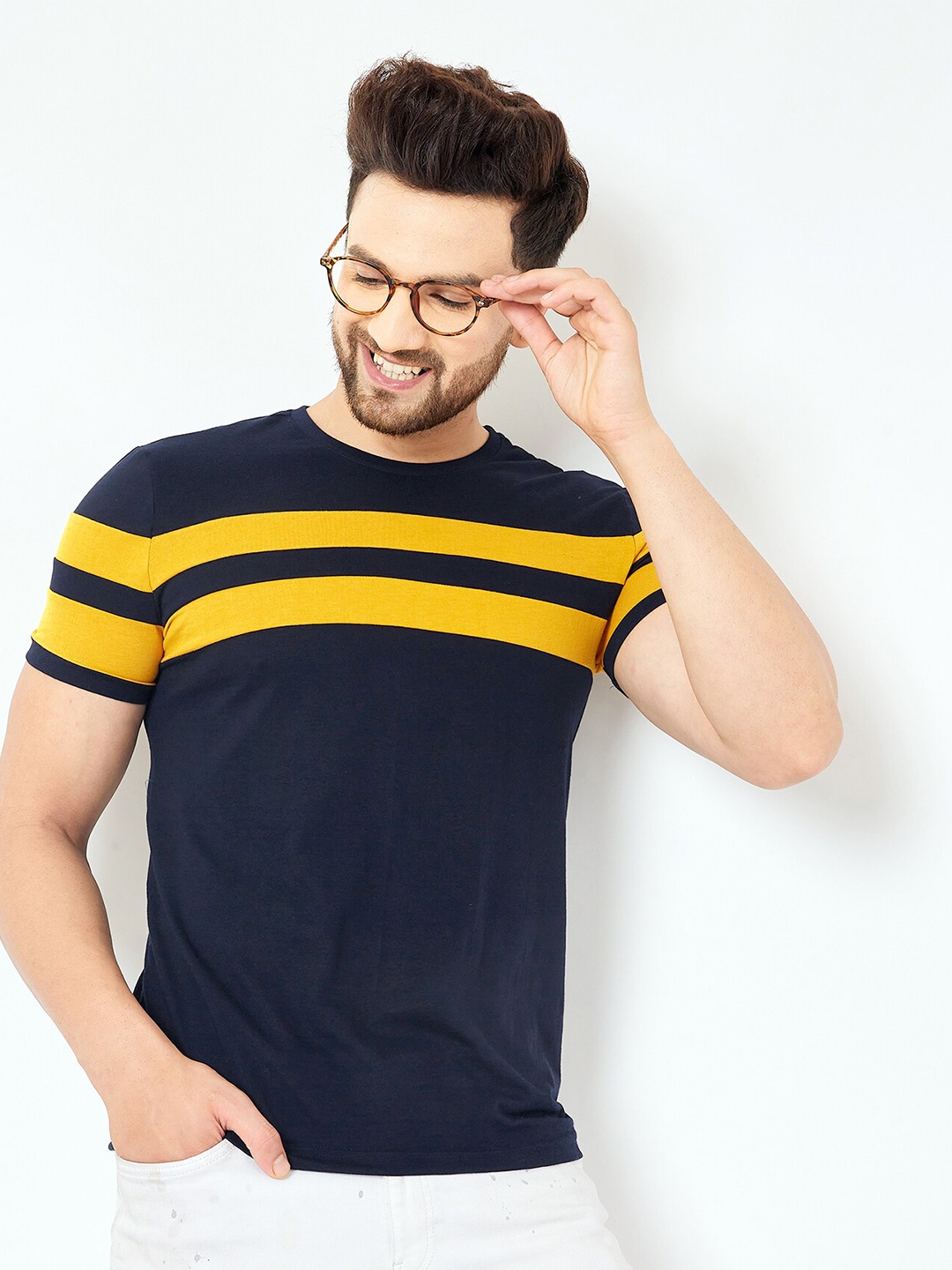 

AUSK Men Blue & Yellow Striped T-shirt