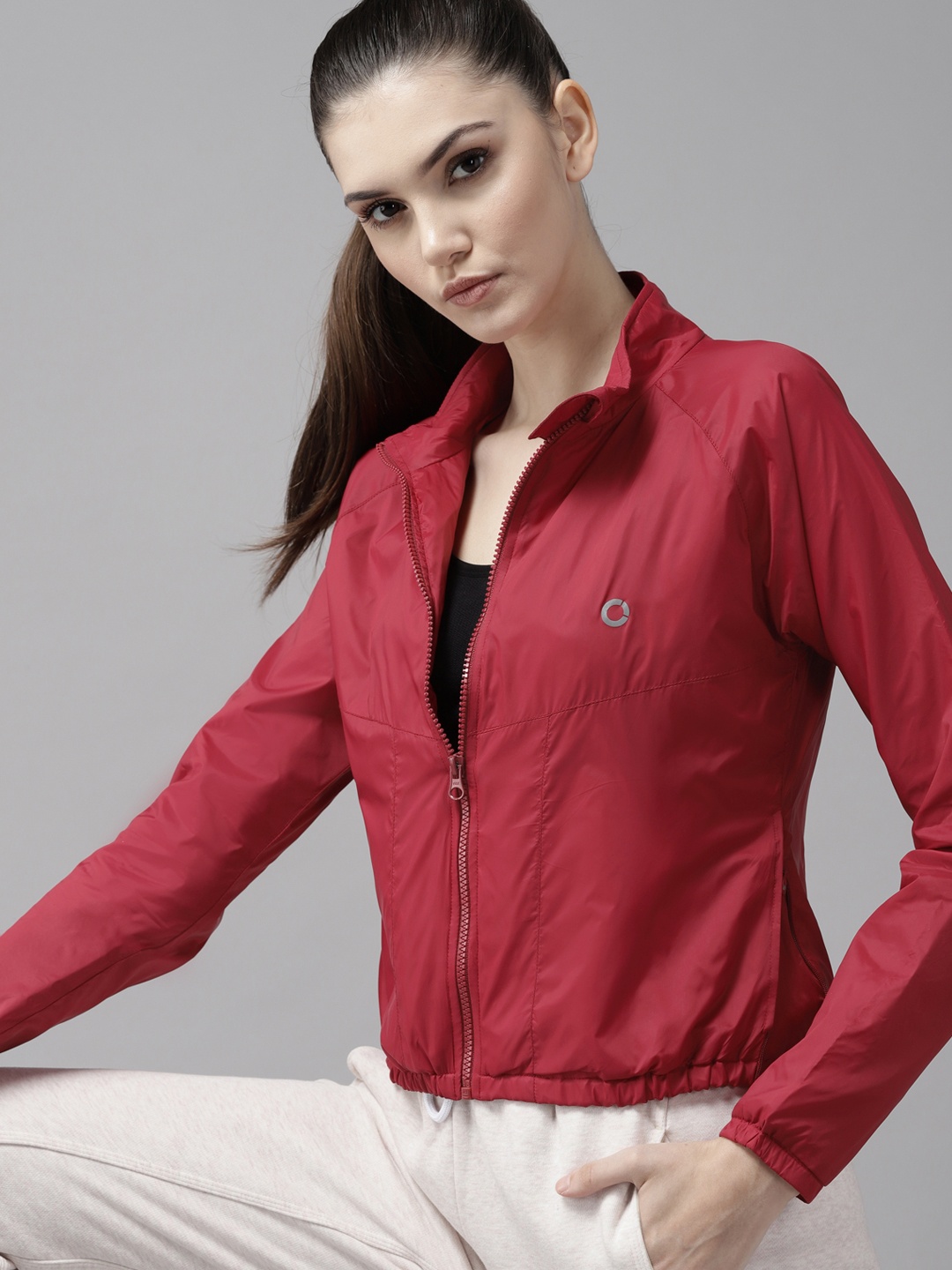 

PROWL by Tiger Shroff Women Red Solid Tailored Jacket