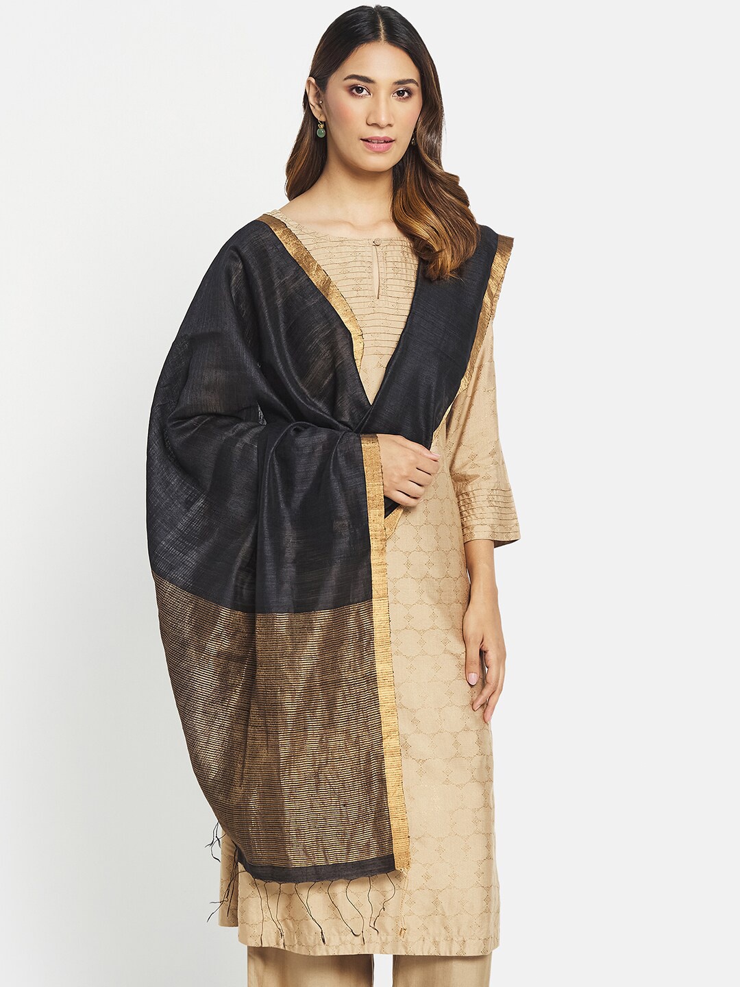 

Fabindia Black & Gold-Toned Woven Design Dupatta with Zari