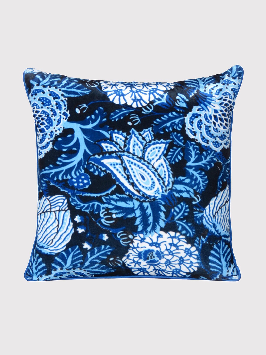 

OUSSUM Blue & Off White Floral Velvet Square Cushion Covers