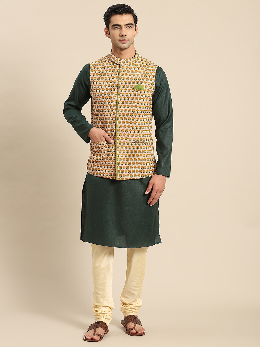 

KISAH Men Green Kurta with Churidar & Nehru Jacket