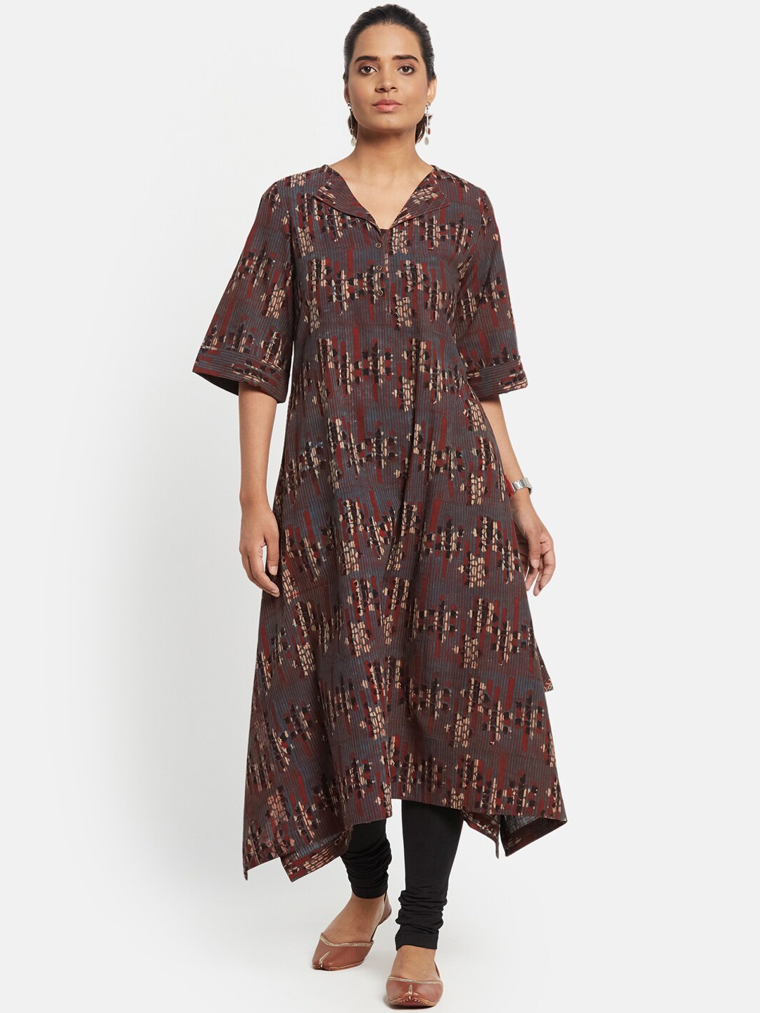 

Fabindia Women Brown Floral Yoke Design Kurta