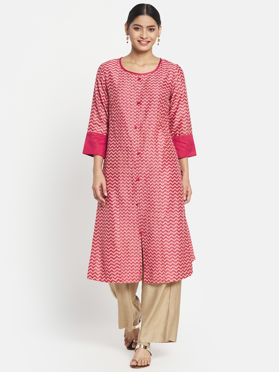 

Fabindia Women Cotton Silk Chevron Printed Kurta, Pink