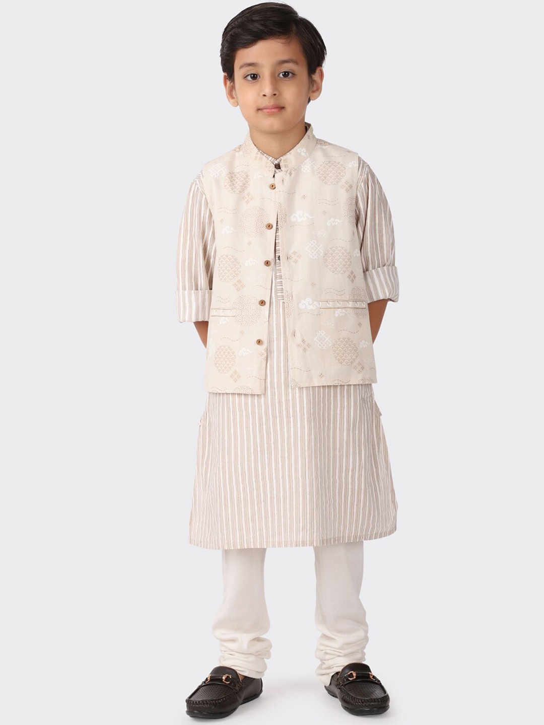 

Fabindia Boys Off White Striped Pure Cotton Kurta with Churidar With Jacket