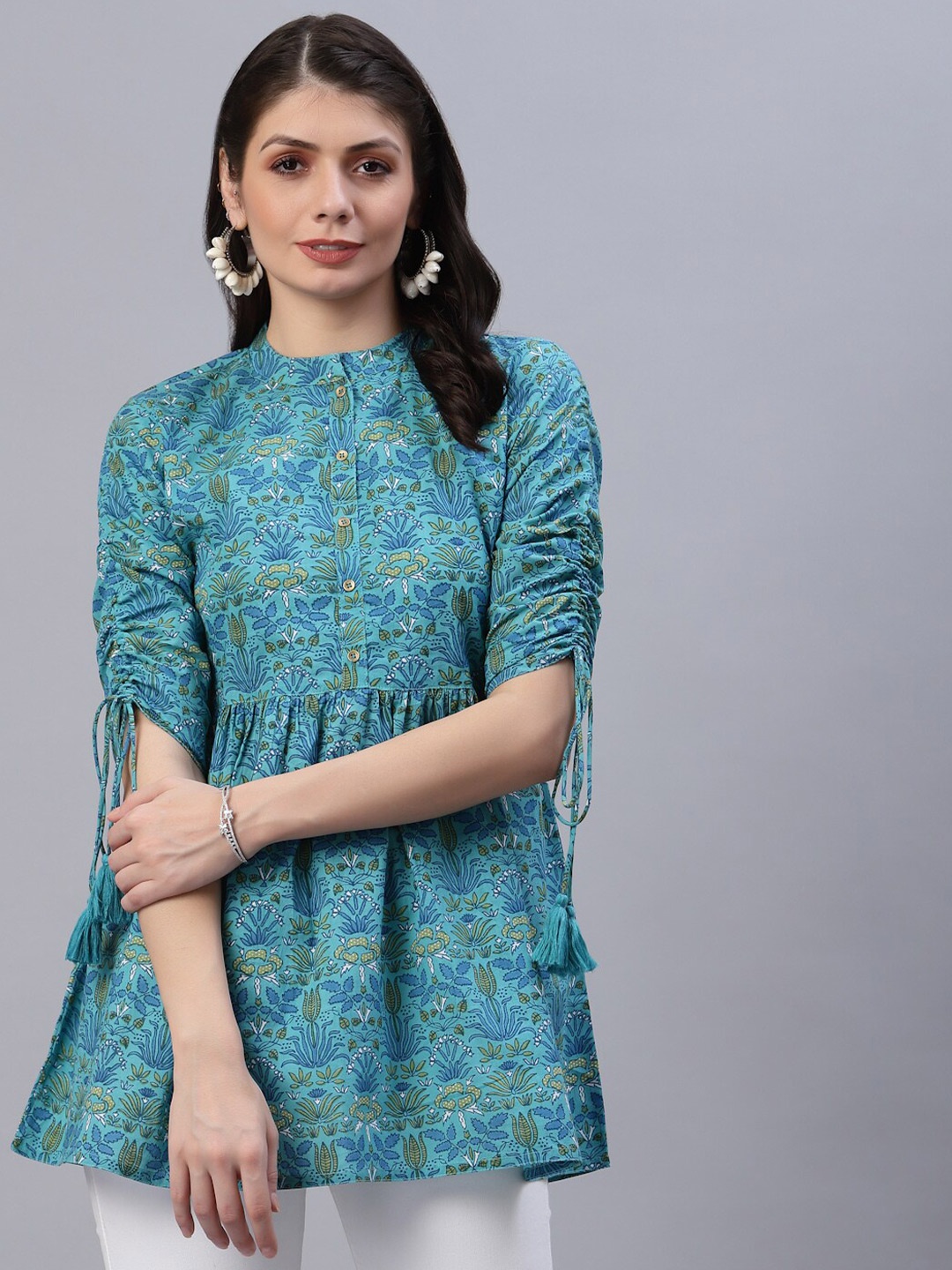 

Ragavi Women Blue Floral Print Mandarin Collar Top