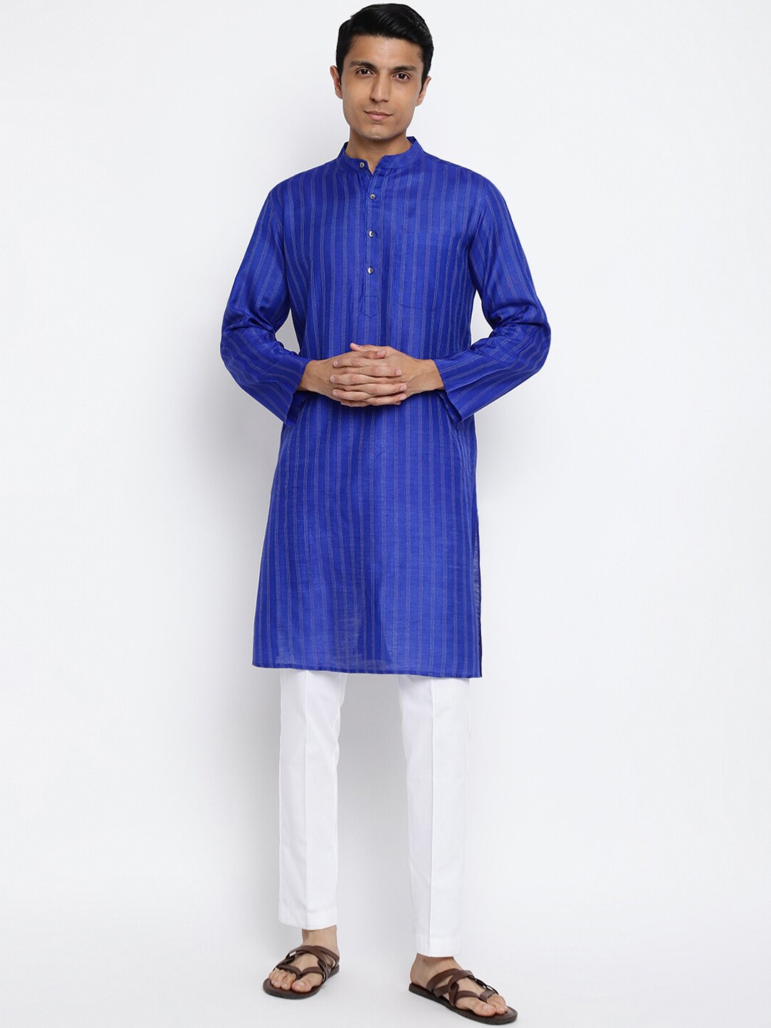 

Fabindia Men Blue Striped Kurta