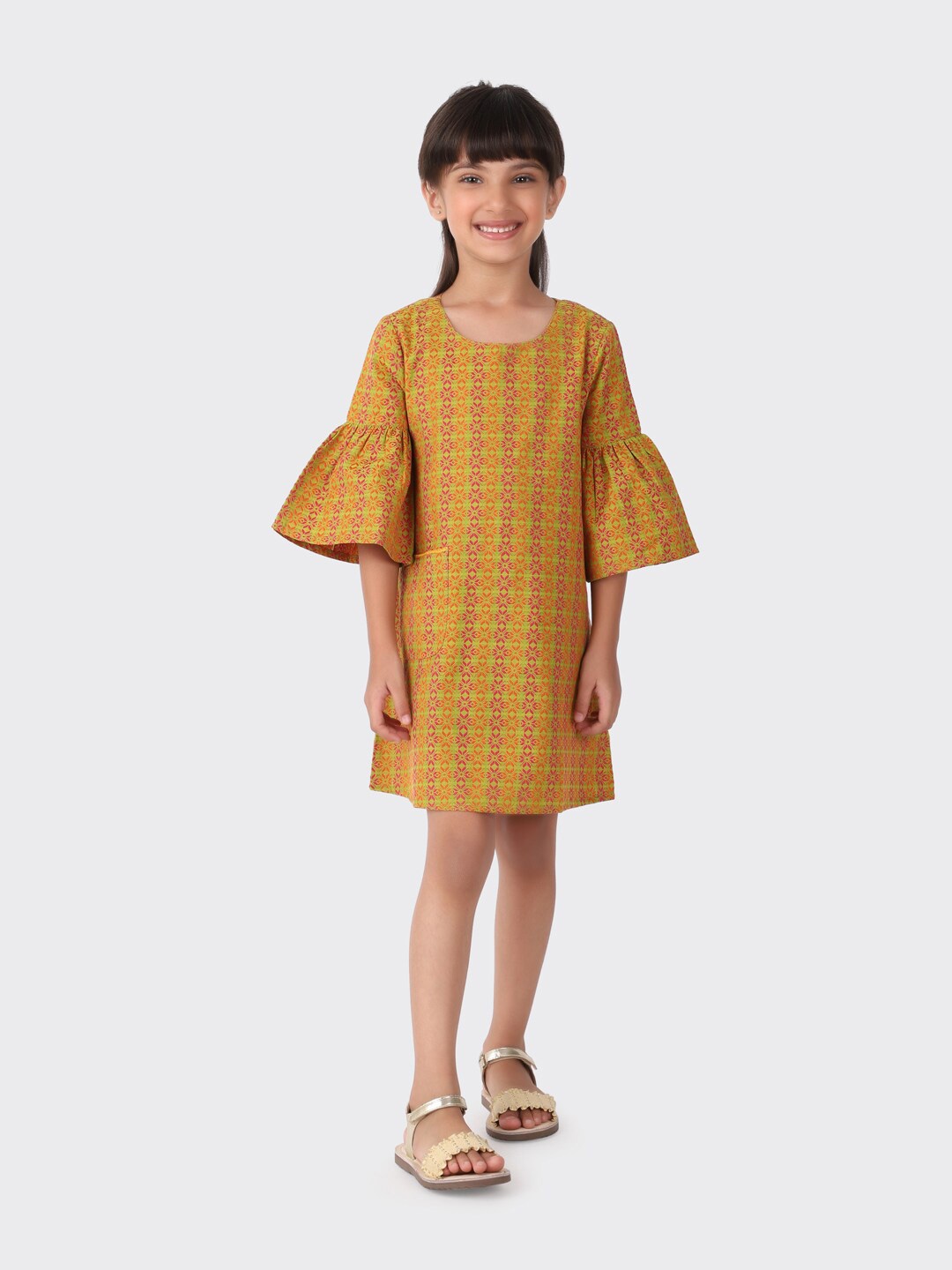 

Fabindia Girls Green Woven Knee Length A-Line Dress