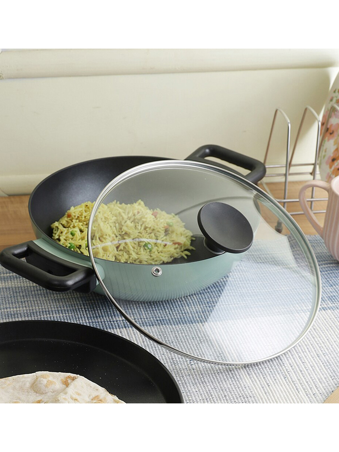

Lock & Lock 2 Pieces of Green & Black Solid Aluminum Induction Base Cookware, Transparent