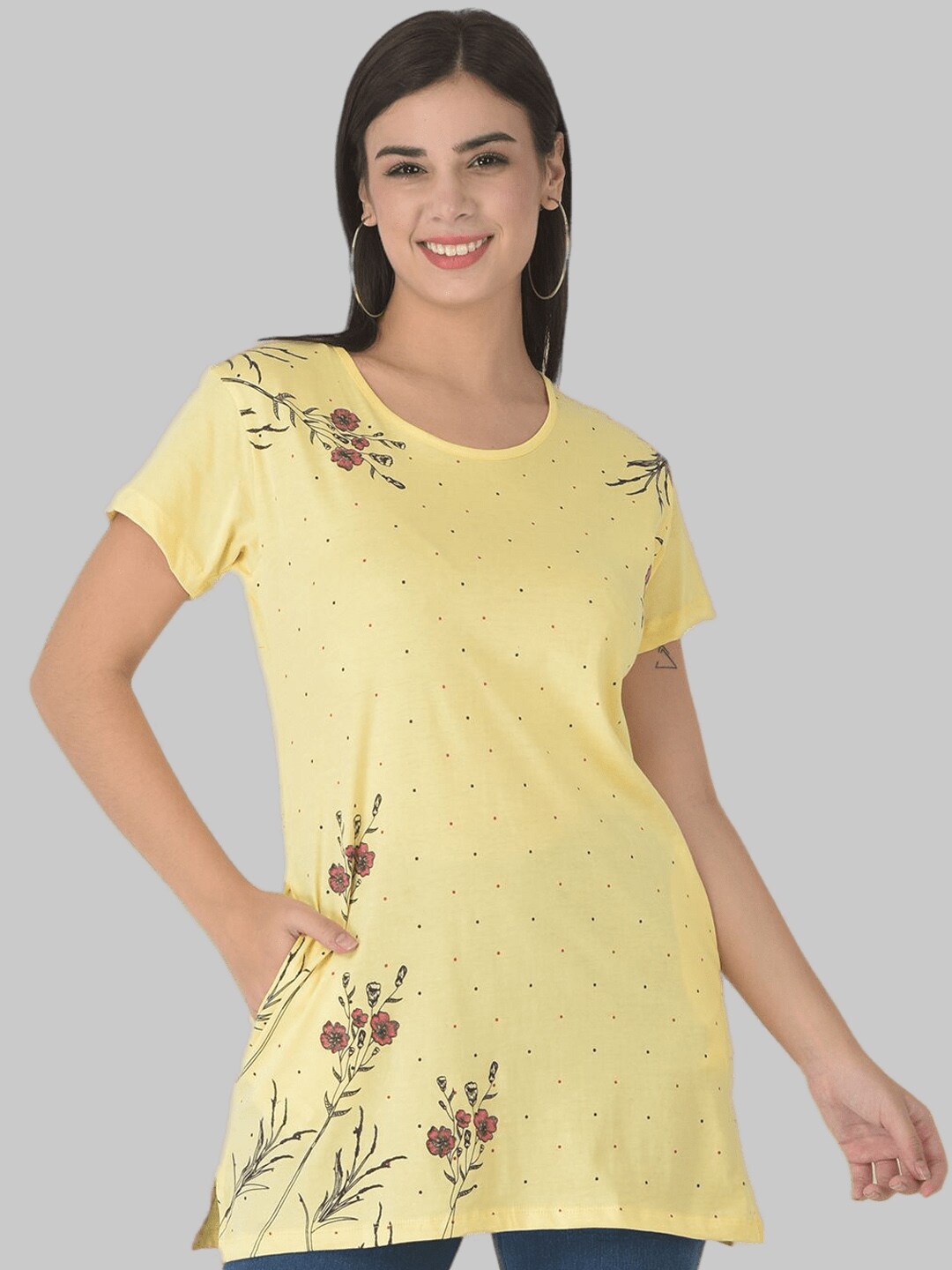 

Dollar Missy Women Yellow Floral Printed Longline Top