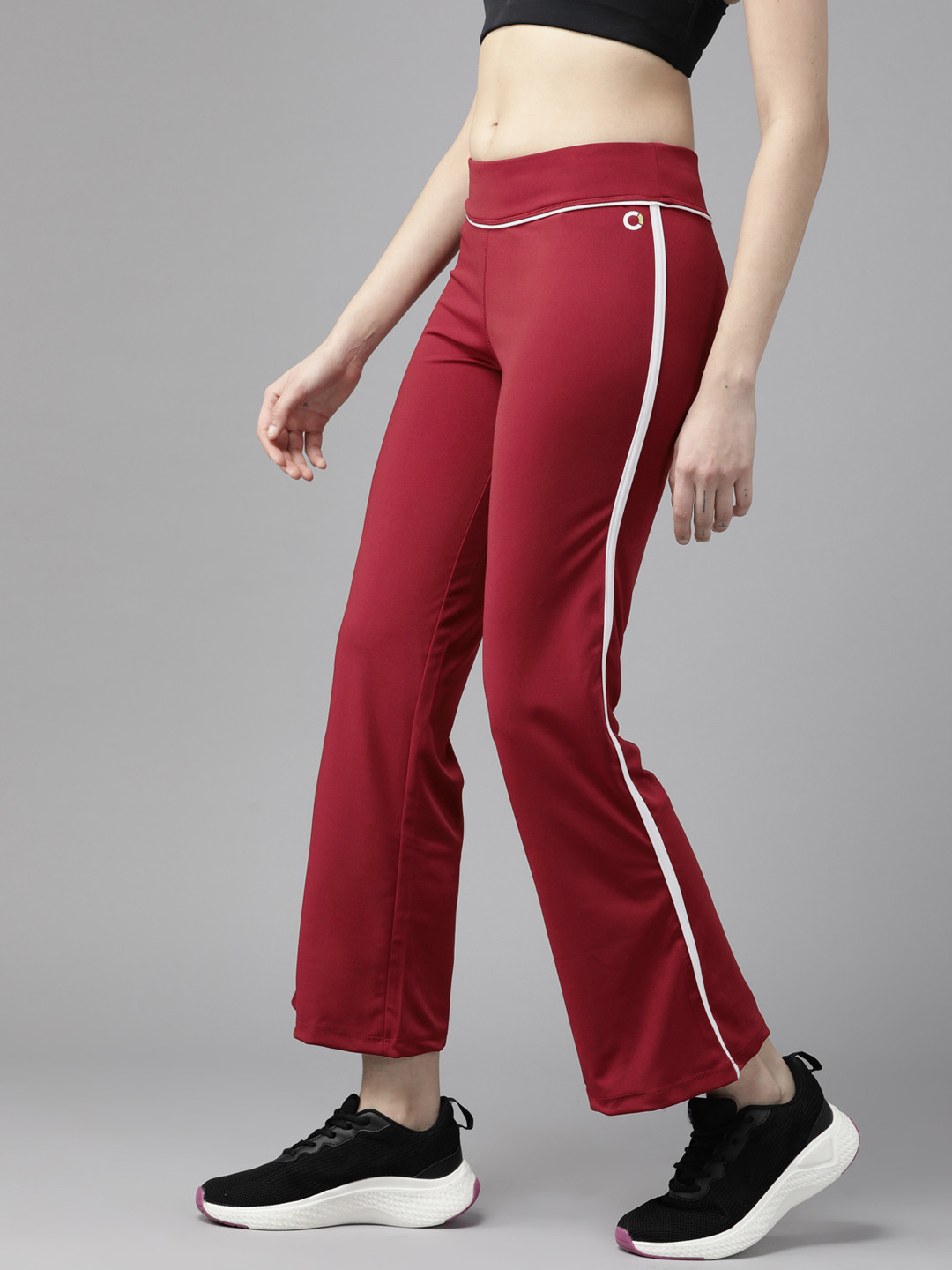 

PROWL by Tiger Shroff Women Cropped Flared Track Pants, Red