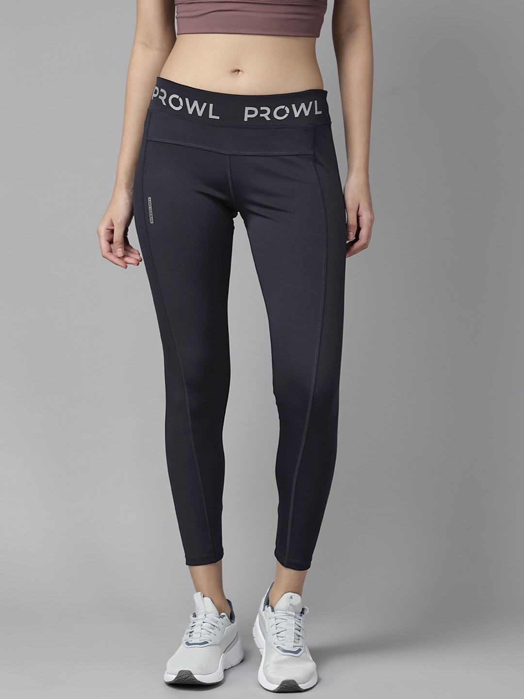 

PROWL by Tiger Shroff Women Navy Blue Solid Speed-Dry Tights, Black
