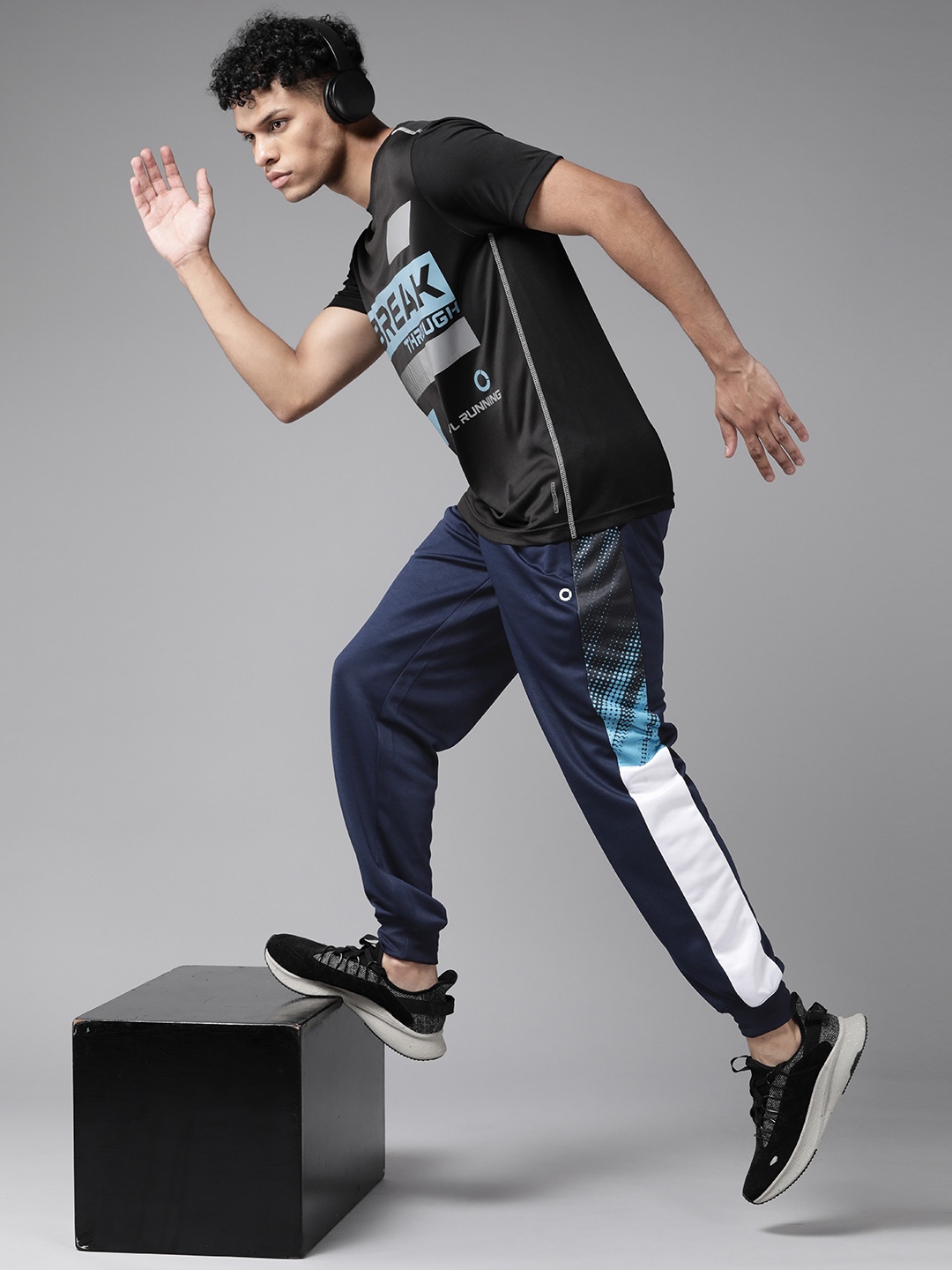 

PROWL by Tiger Shroff Men Navy Blue Striped Detail Running Joggers