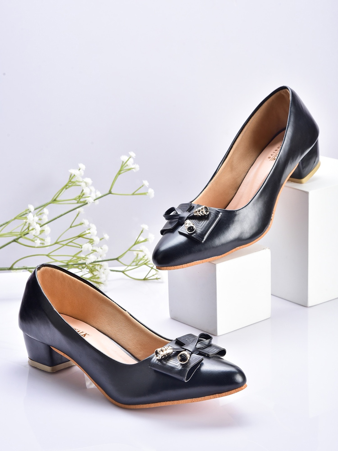 

Moonwalk Women Black Block Pumps with Bows