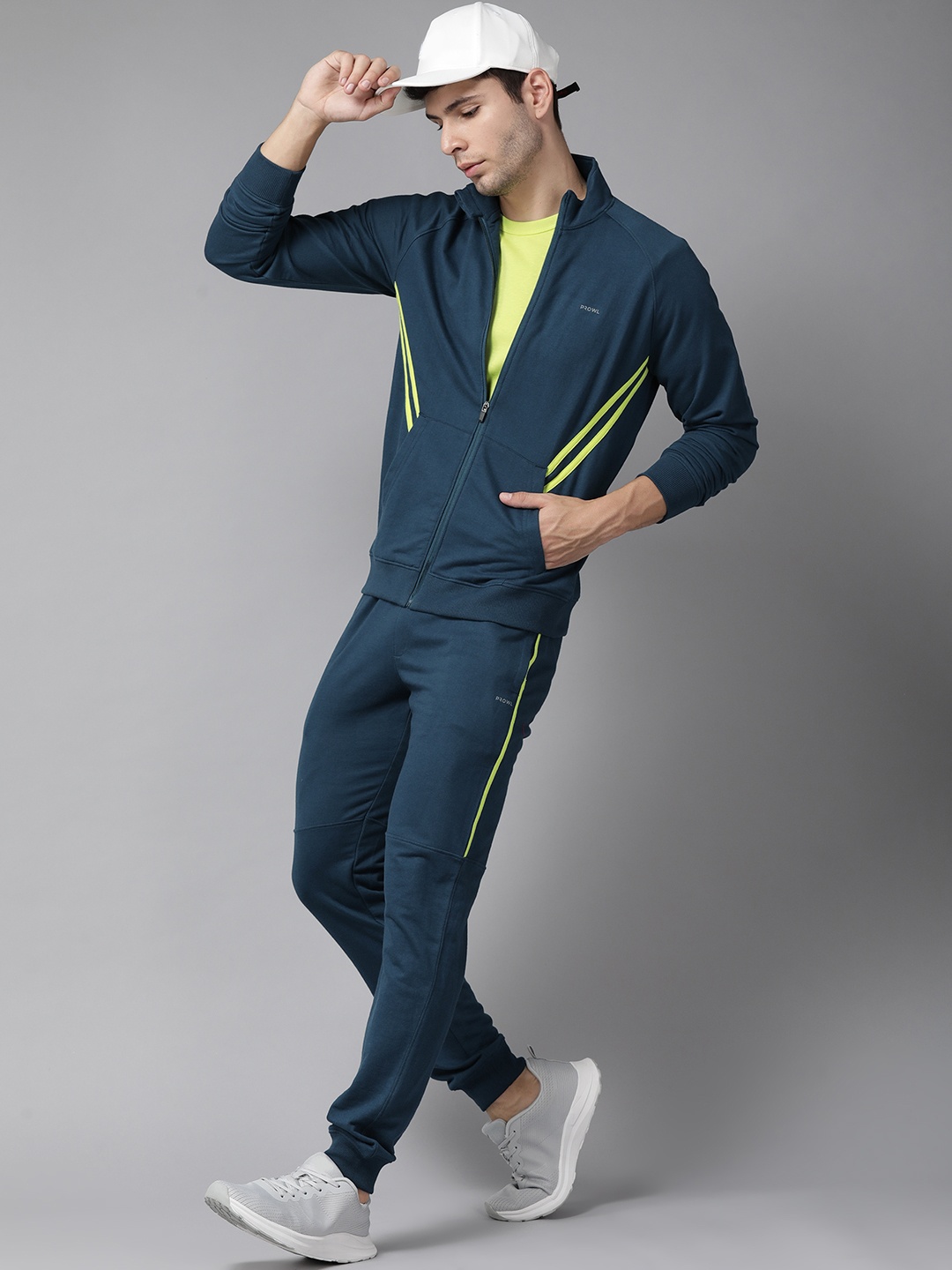 

PROWL by Tiger Shroff Men Teal Blue Solid Running Tracksuits