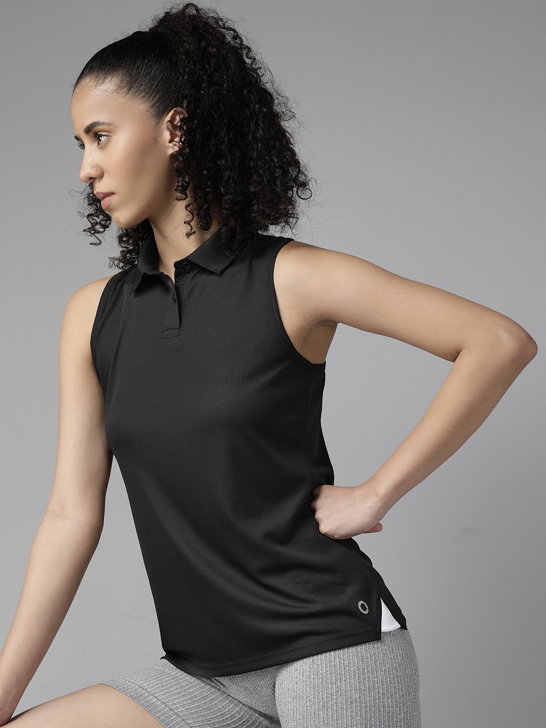 

PROWL by Tiger Shroff Women Black Polo Collar Slim Fit Running T-shirt