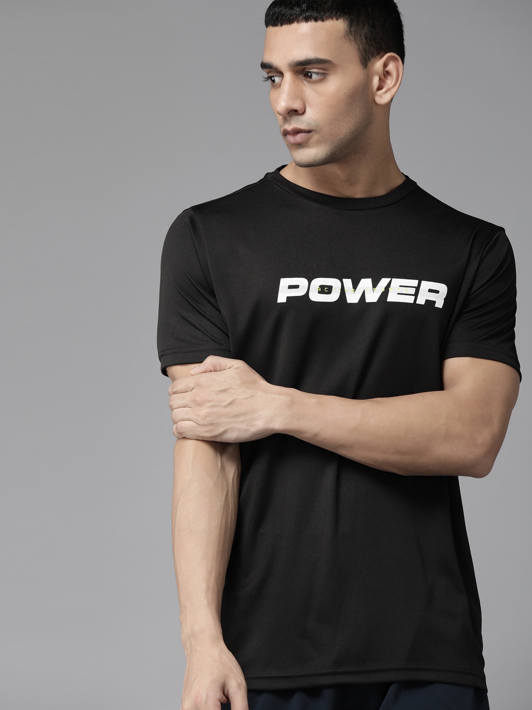 

PROWL by Tiger Shroff Men Black Typography Printed Regular Fit Training T-shirt