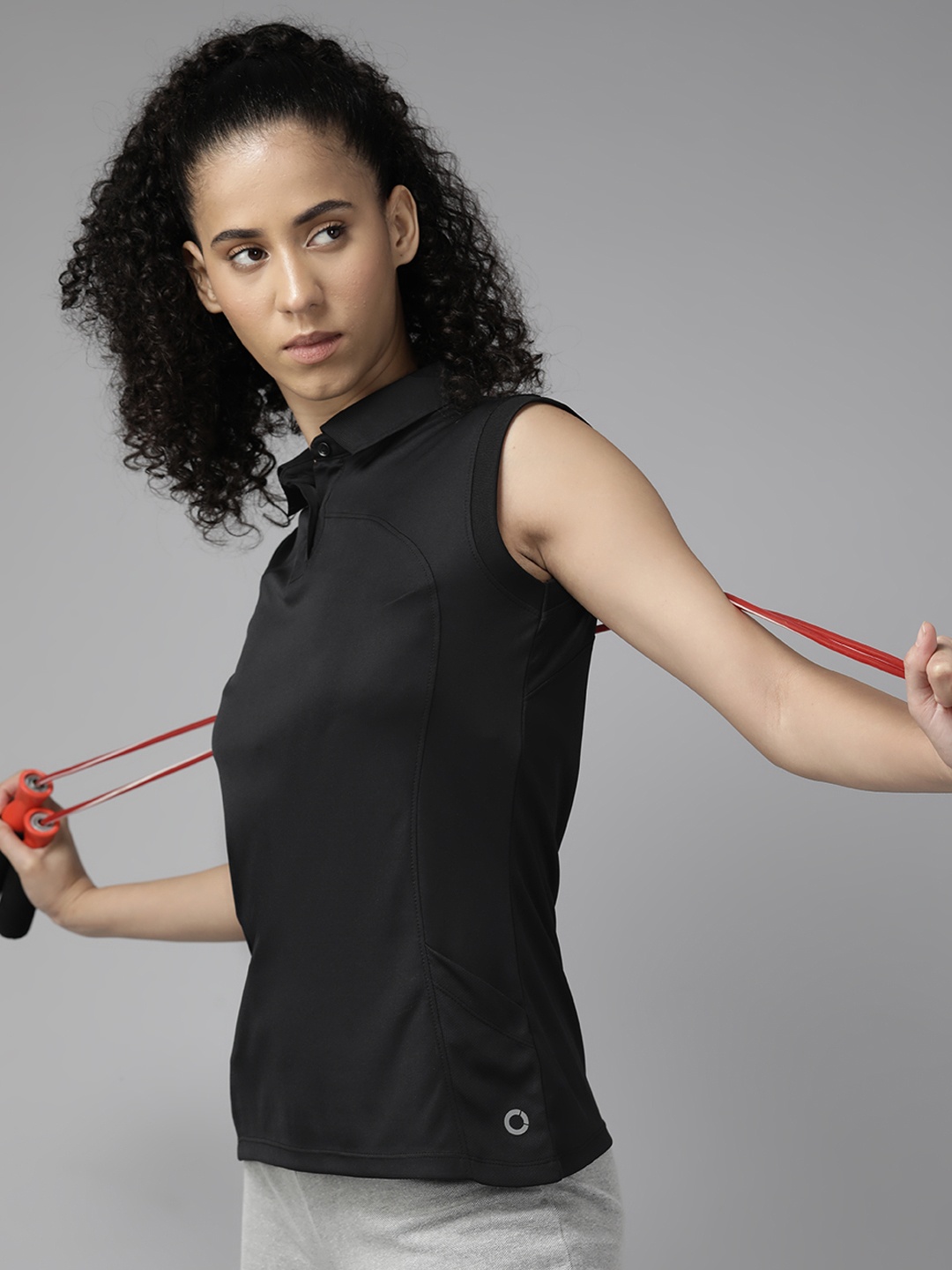 

PROWL by Tiger Shroff Women Black Polo Collar Slim Fit Training T-shirt