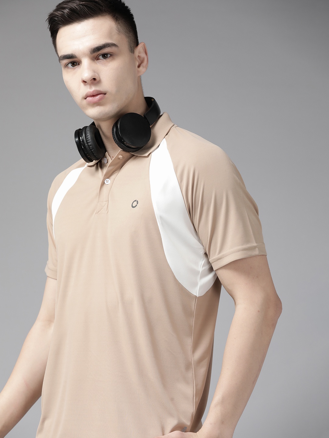 

PROWL by Tiger Shroff Men Colourblocked Polo Collar Training T-shirt, Beige
