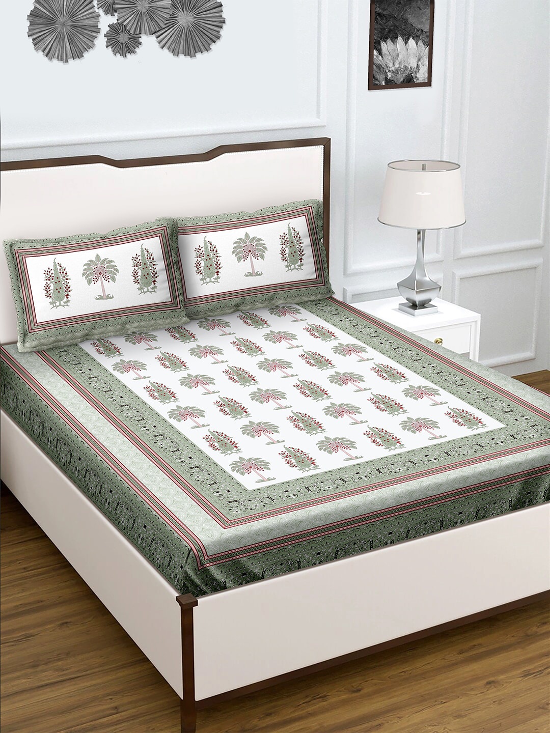

BELLA CASA Green & White Ethnic Motifs 180 TC King Bedsheet with 2 Pillow Covers